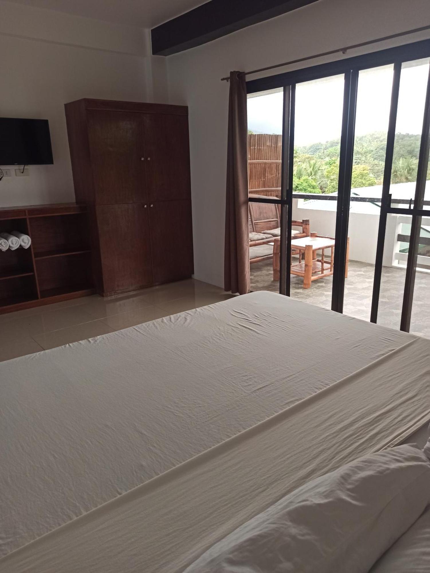 Jalyn'S Resort Sabang Пуерто Галера Стая снимка