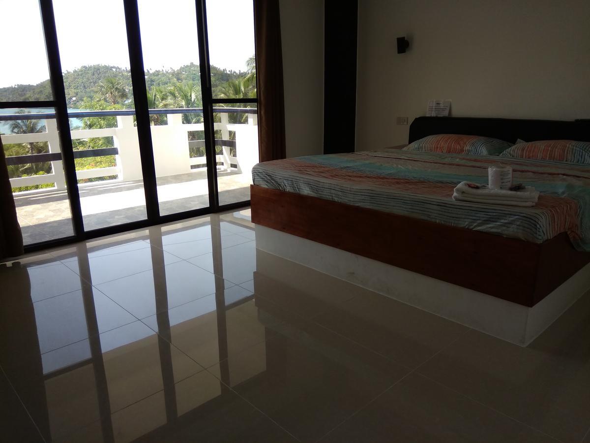 Jalyn'S Resort Sabang Пуерто Галера Екстериор снимка