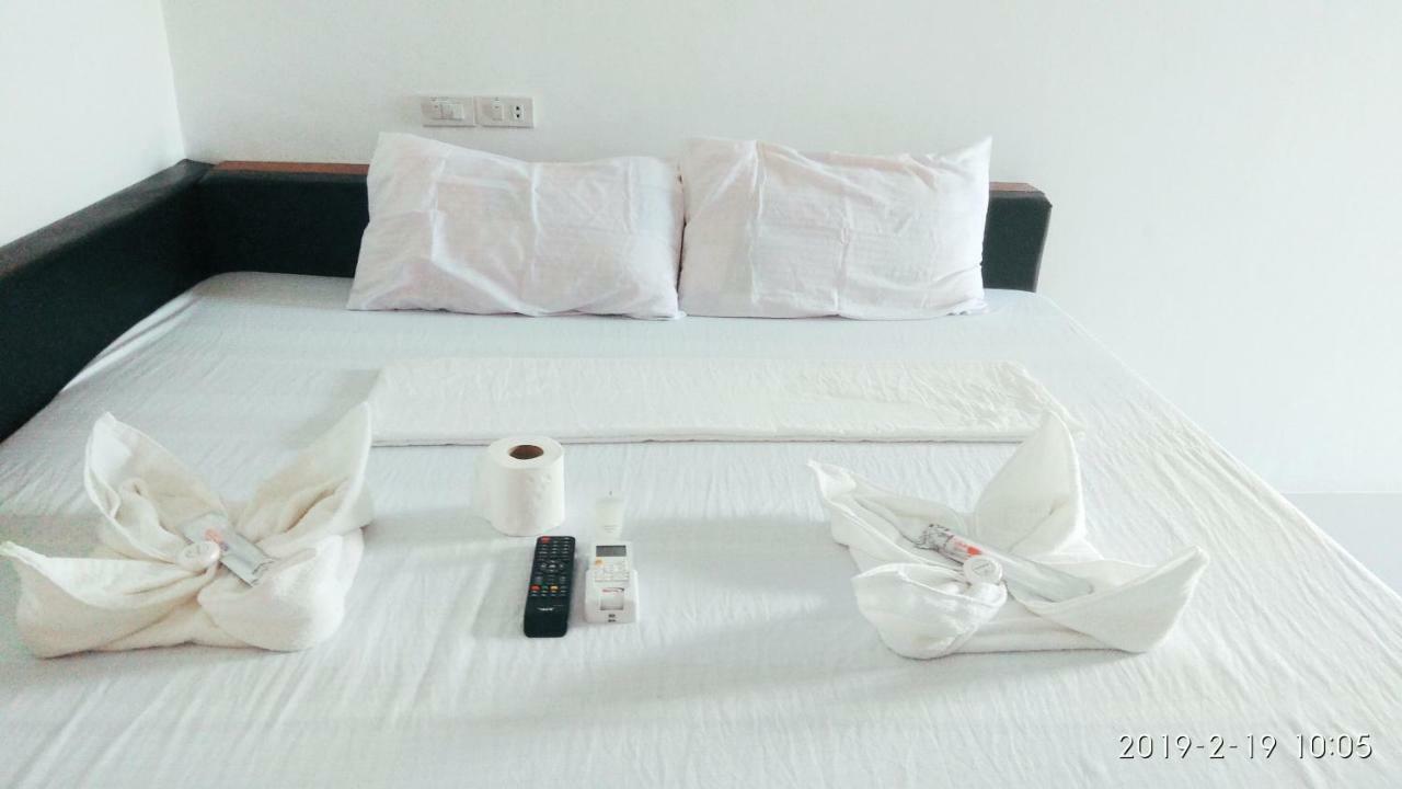 Jalyn'S Resort Sabang Пуерто Галера Екстериор снимка