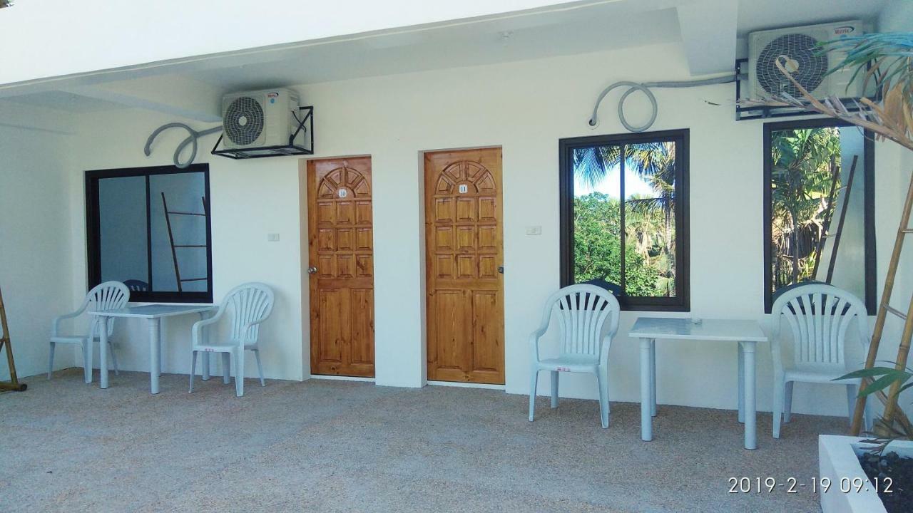 Jalyn'S Resort Sabang Пуерто Галера Екстериор снимка